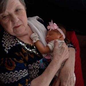 Meet your Posher, Beverly